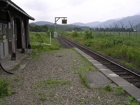 上白滝駅ホーム３