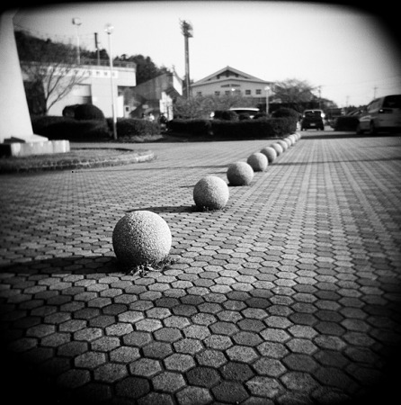 Unoke_Undoukouen_TMAX400_05062011holga