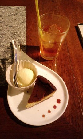 ラムチーズケーキ@EMPORIO