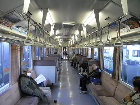 キハ110系車内(高麗川駅)