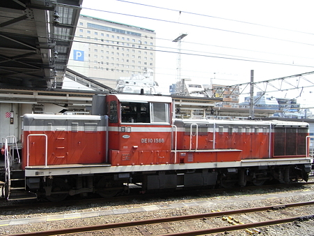 DE10-1566(八王子駅)3