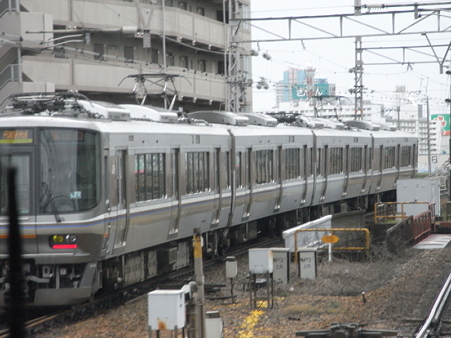 321系東海道本線の車窓(新大阪→大阪)3