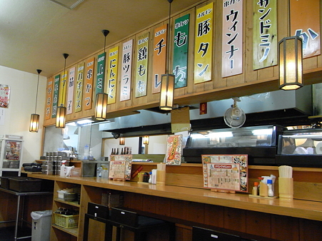 新世界の串カツ屋1