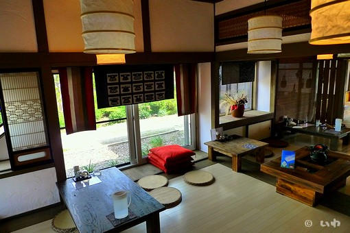 店内 P1050919.jpg