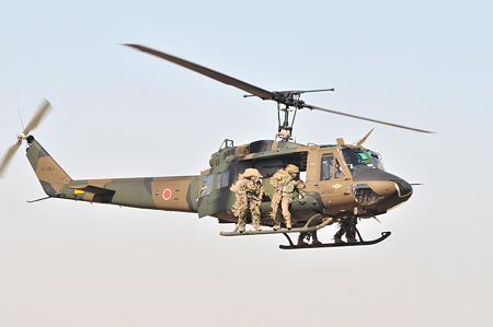 UH-1Jによるヘリボーン作戦