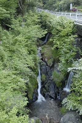 つるつる温泉入り口交差点4